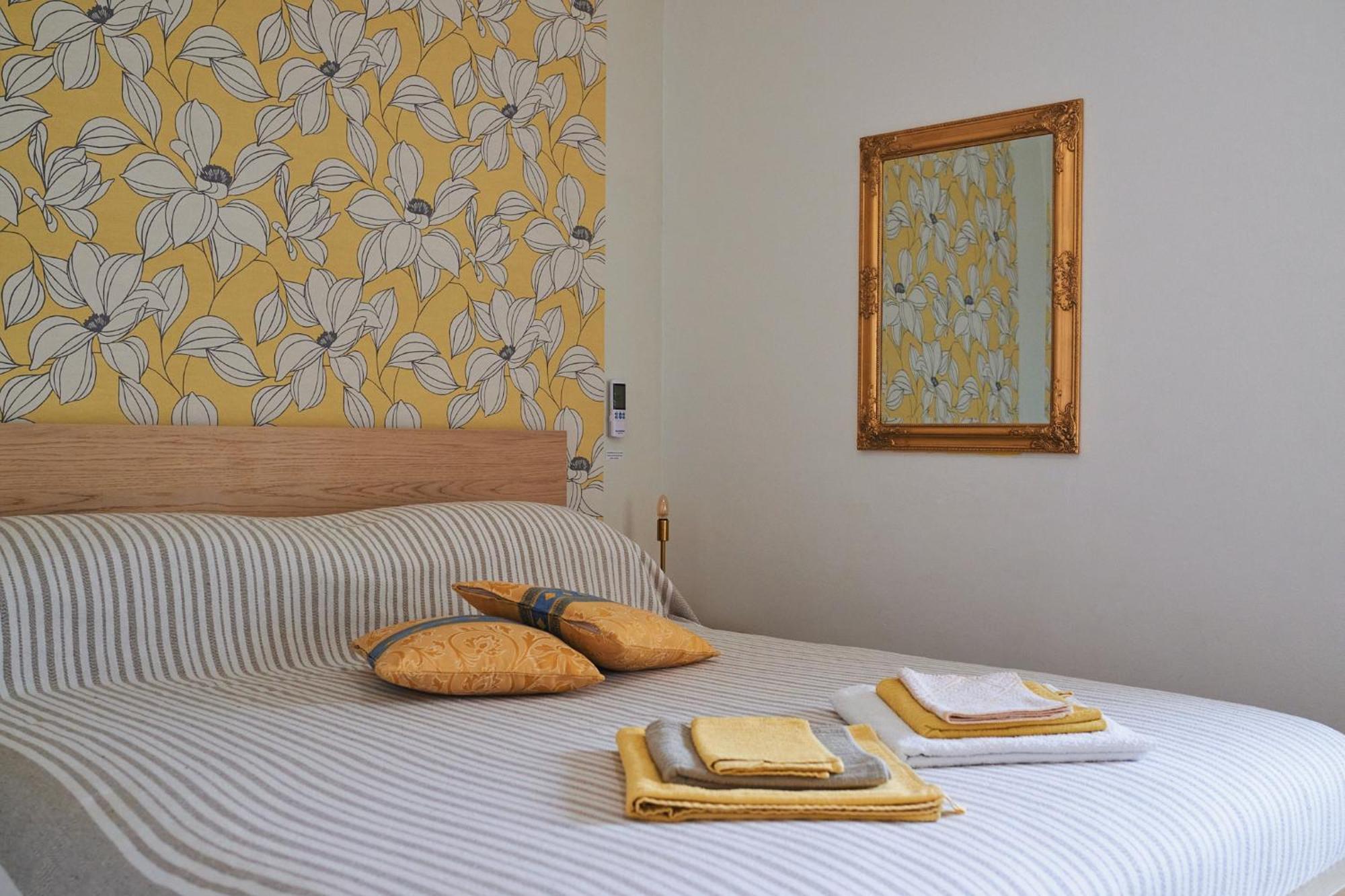 Dolce Lago B&B San Felice del Benaco Luaran gambar